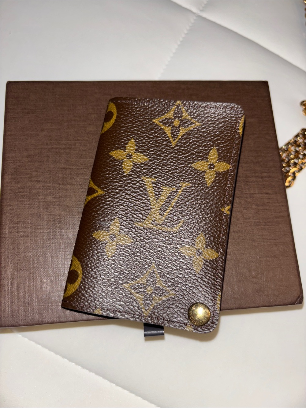 Louis Vuitton Vintage Brown Monogram Card Wallet Case with Snap